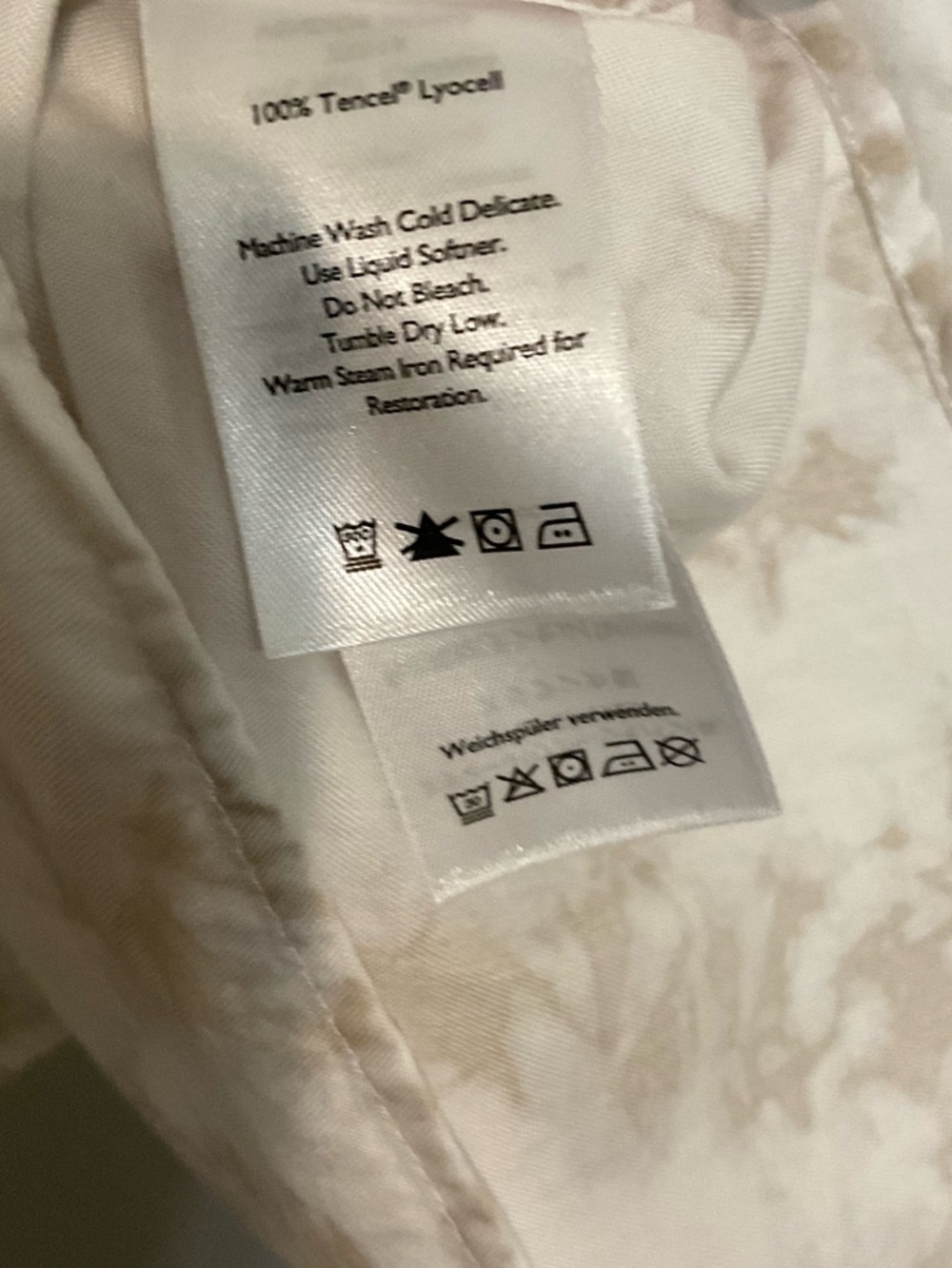 Eddie Bauer White & Beige Smoky/Cloud Print V-Neck Peasant Top Medium - Picture 5 of 7